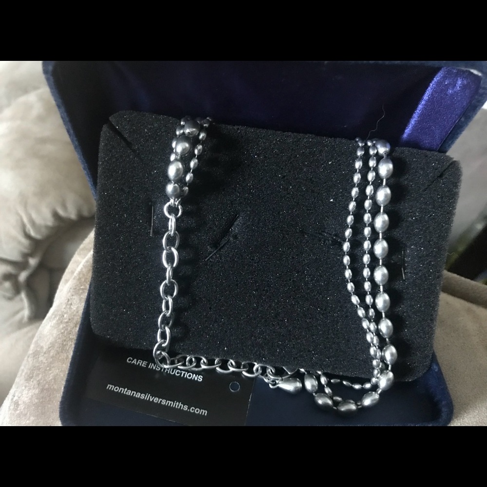 Montana Silversmiths chunky Cross Set *NIB*